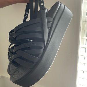 Crocs Brooklyn Strappy Wedge